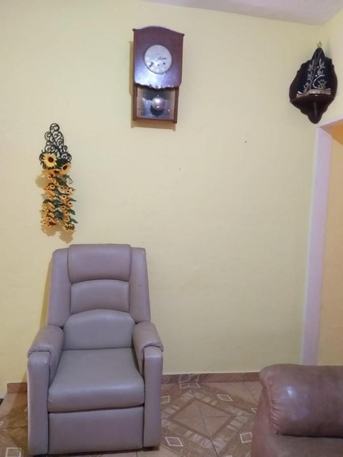 Casa Da Tia La Preco Unico Pela Casa Inteira, Cabem Ate 6 Pessoas Proximo Ao Santuario De Aparecida Βίλα Aparecida  Εξωτερικό φωτογραφία