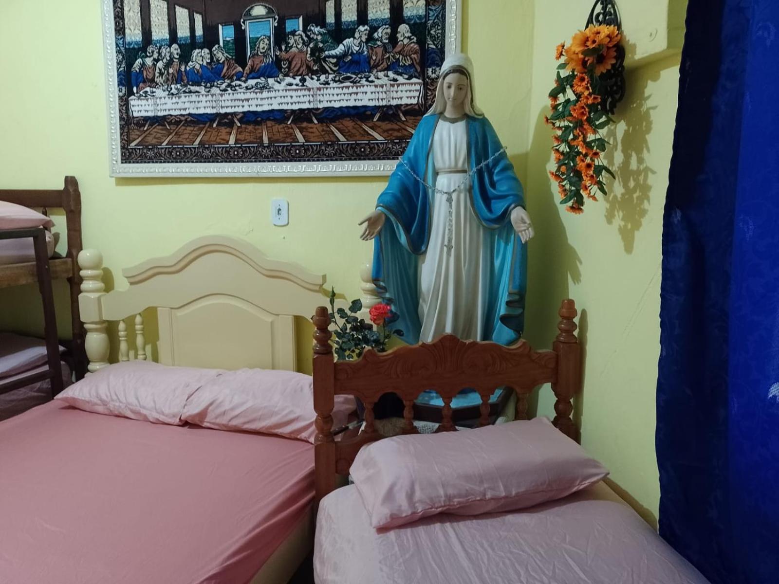 Casa Da Tia La Preco Unico Pela Casa Inteira, Cabem Ate 6 Pessoas Proximo Ao Santuario De Aparecida Βίλα Aparecida  Εξωτερικό φωτογραφία