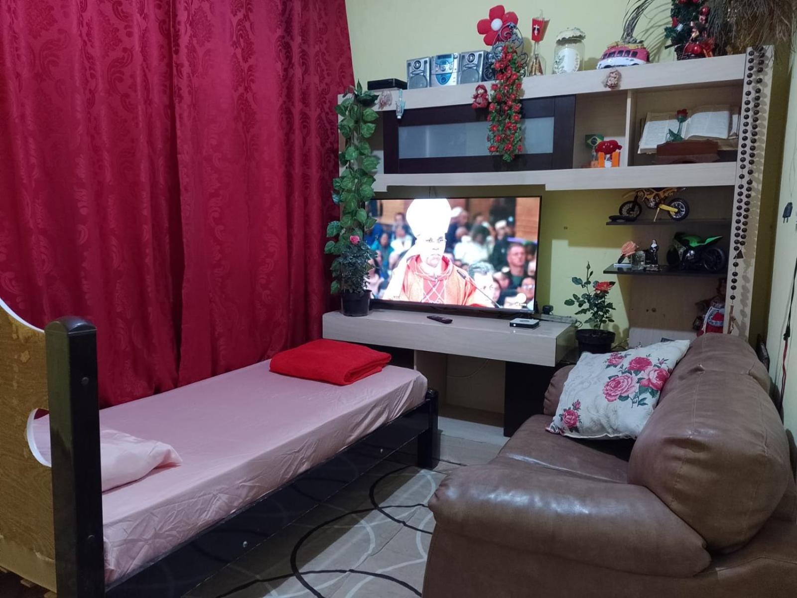 Casa Da Tia La Preco Unico Pela Casa Inteira, Cabem Ate 6 Pessoas Proximo Ao Santuario De Aparecida Βίλα Aparecida  Εξωτερικό φωτογραφία